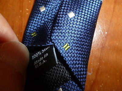 Gorgeous Navy Blue 100% Woven Silk Nordstrom Tie Made in USA Good Condition - Diamonds Sapphires Rubies Emeralds