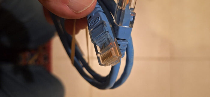 3ft Belkin Cat5e BluePatch Network Cable BOTH LATCHES BROKEN!!!!