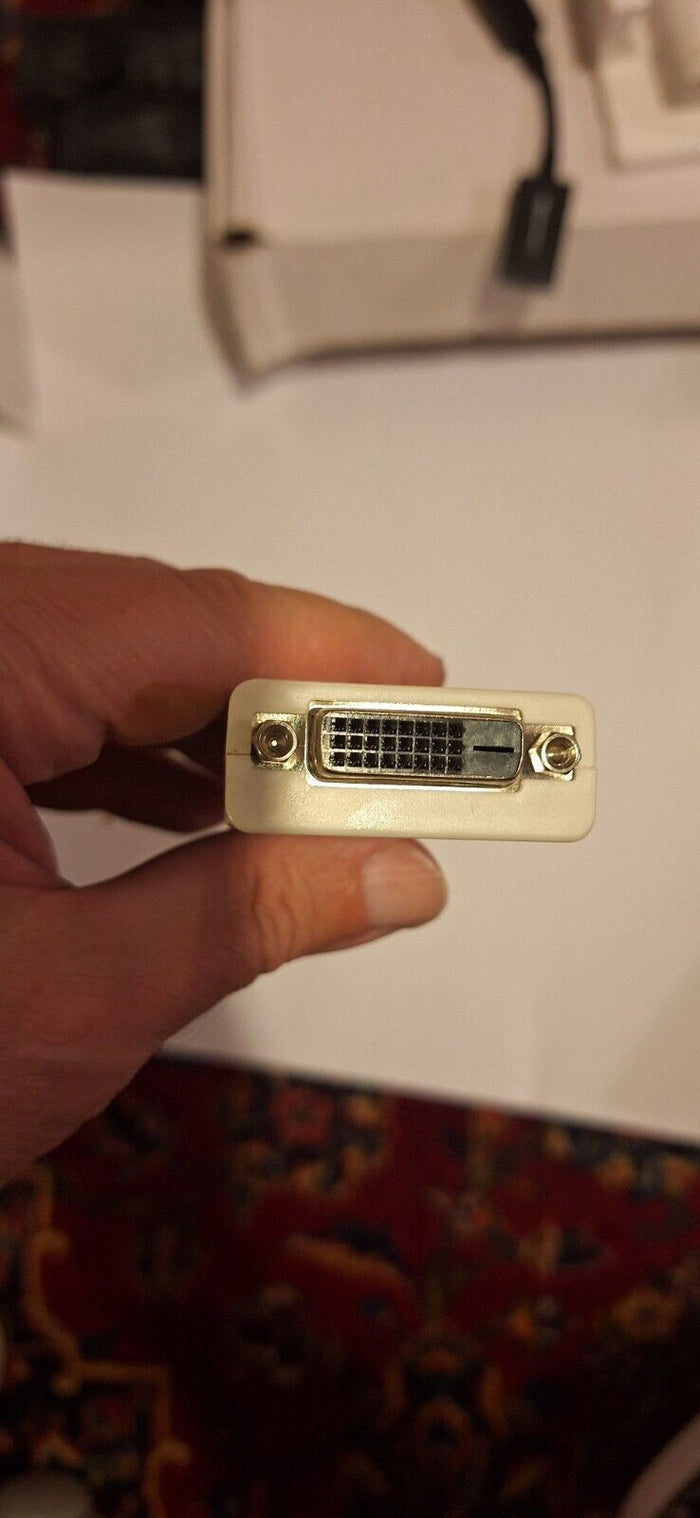 Amphenol DISPLAY PORT TO DVI-D ADAPTER