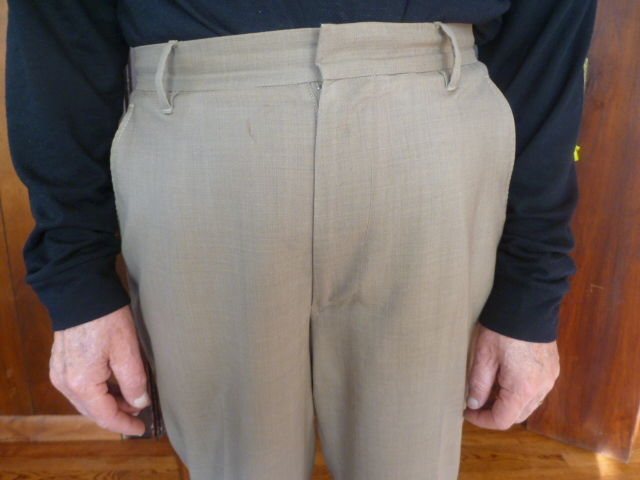 Beautiful Beige Michael Kors 100% Wool Dress Pants Size 34 Waist Size 28 Inseam - Diamonds Sapphires Rubies Emeralds