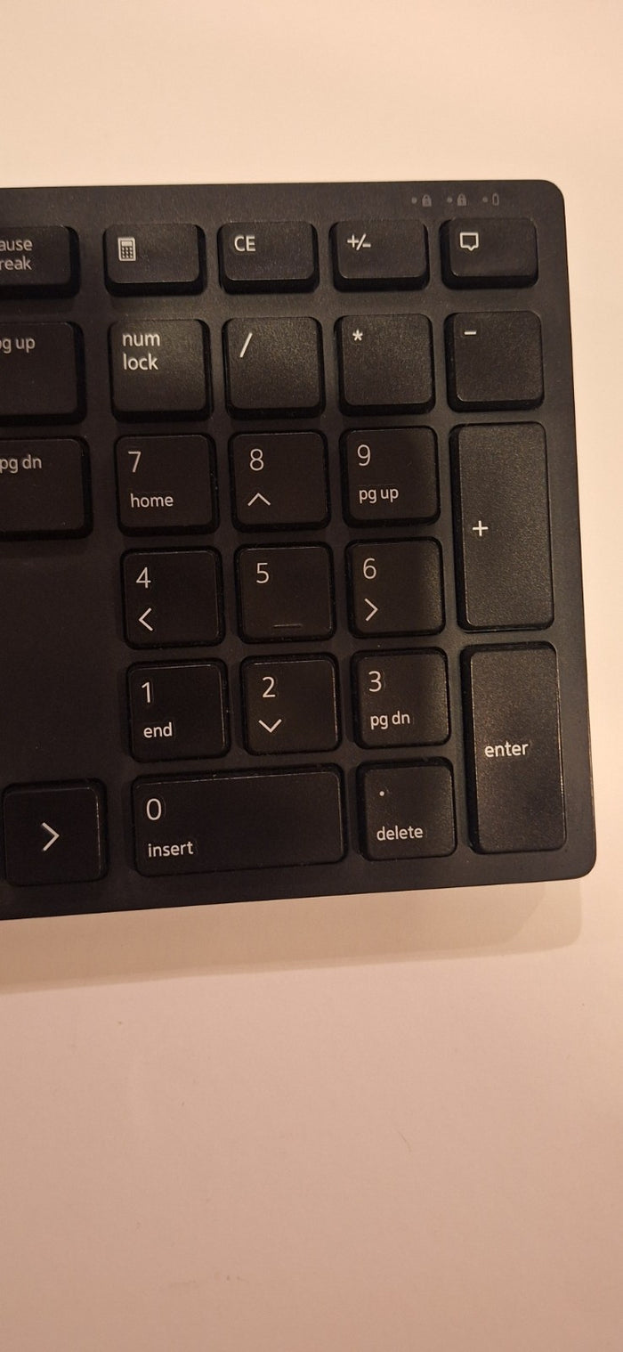 46976384