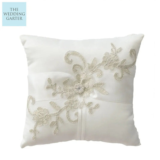 ivory and gold wedding accessories