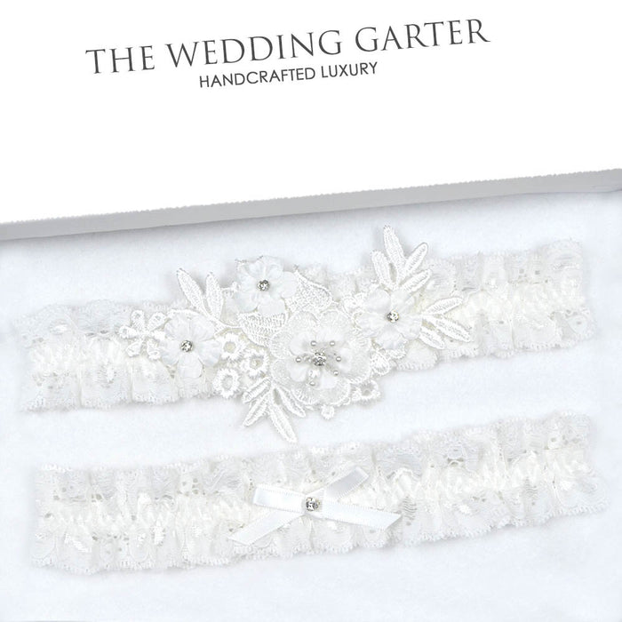ivory bridal garter set with flowers