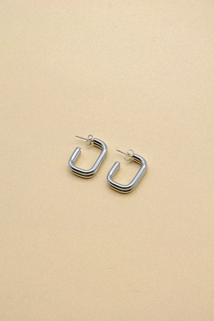 LA RENARDE Boucles d'Oreilles Rectangles