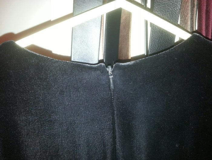 Ladies black velvet Magaschoni Collection cocktail dress with rhinestones size 6 - Diamonds Sapphires Rubies Emeralds