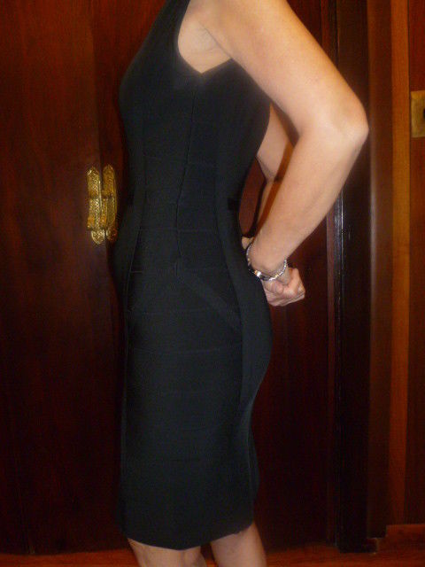 Lady's Black Vince Camuto Dress Size 2 - Diamonds Sapphires Rubies Emeralds