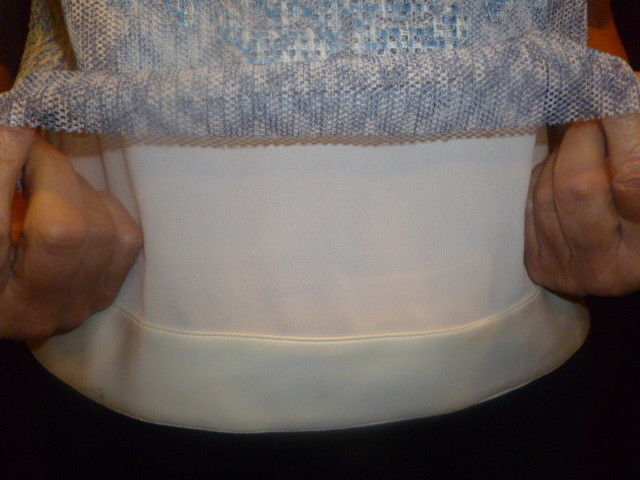 Lady's White with Blue Sachin & Babi Top Size 2 - Diamonds Sapphires Rubies Emeralds