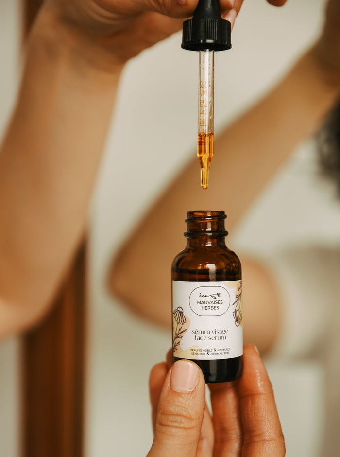 LES MAUVAISES HERBES Sérum Camomille - Peau Sensible et Normale