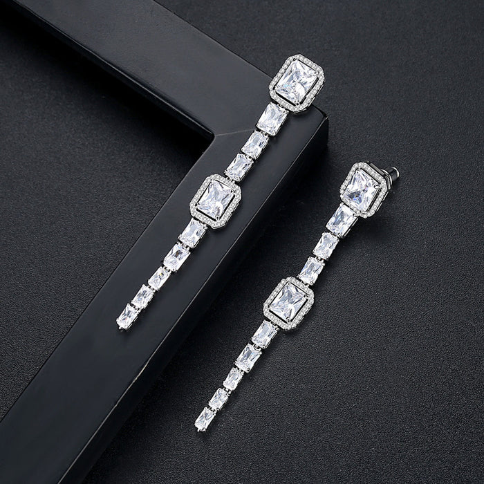statement bridal earrings
