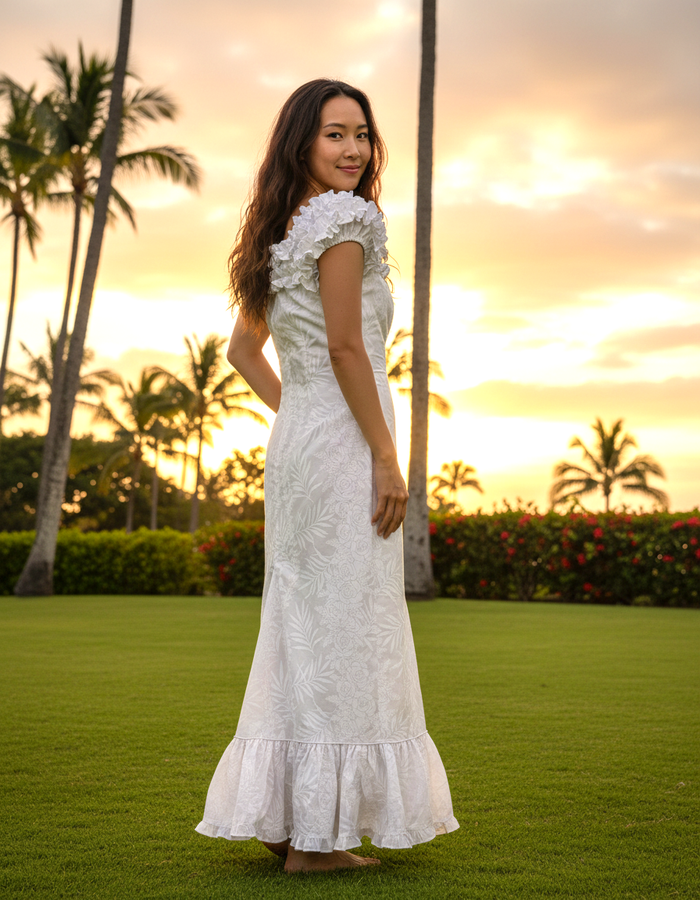 Mālie Holokū Mu'umu'u