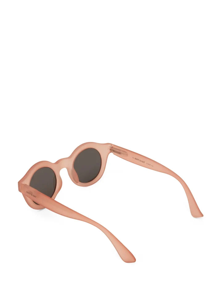 Lunette pêche Matt & Nat. Montreal designer boutique.