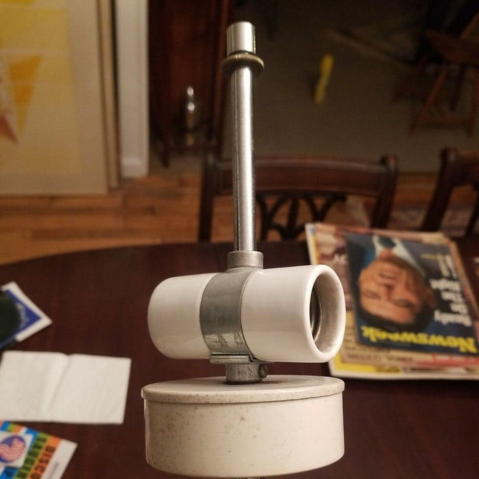Mid Century Modern Designer Minimalist Lamp Base from Eames and Knoll era #92508