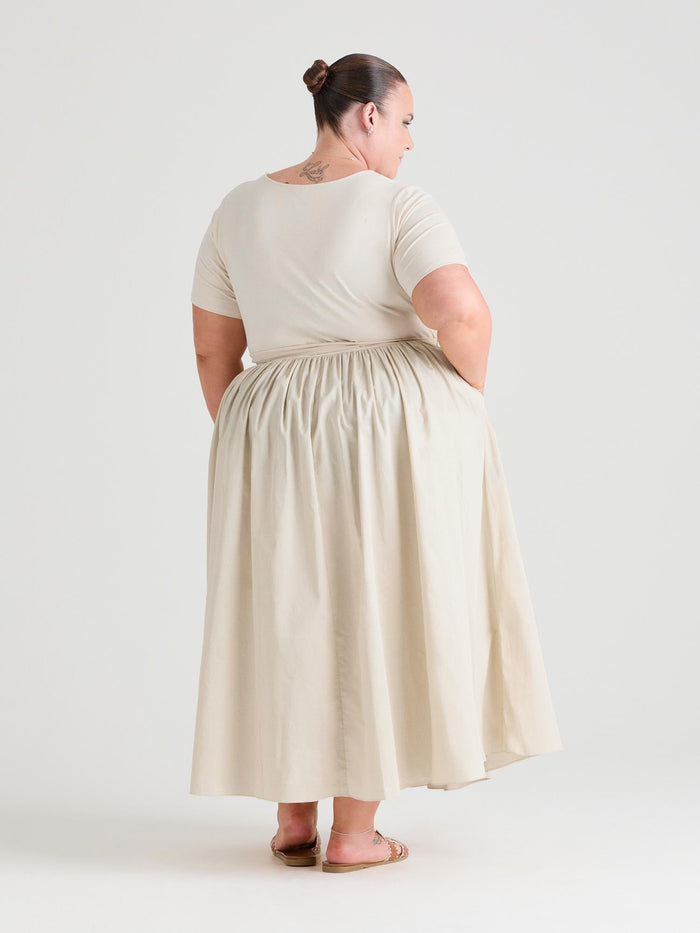 Danielle, 5ft 8in / 173cm  - Size G