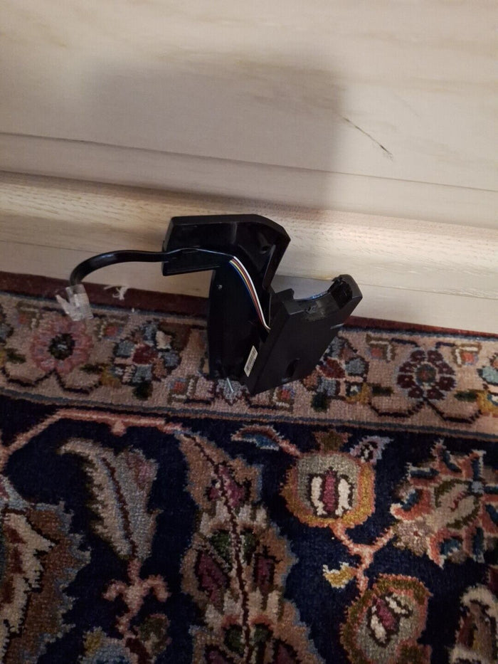 MITEL CORDLESS HEADSET CHARGER MISSING 1 SCREW 56008569A