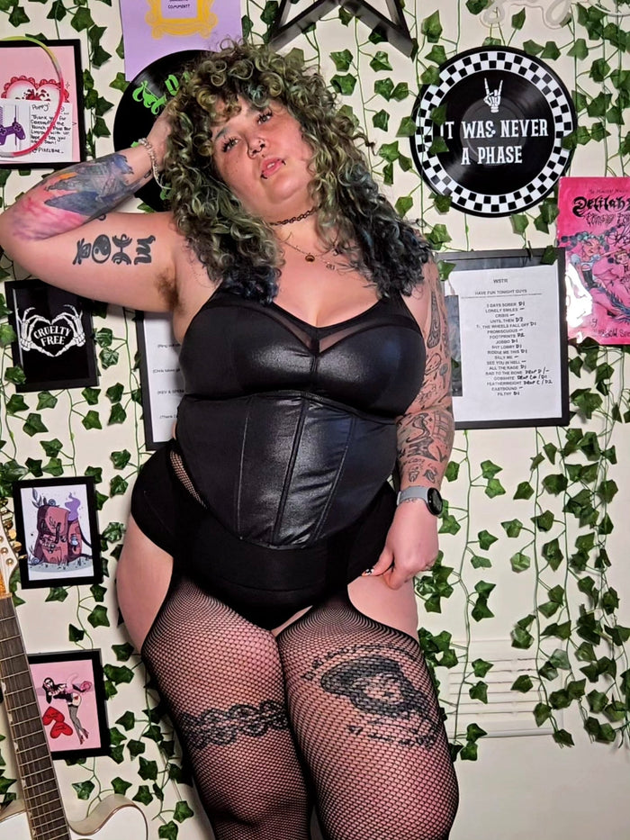 Mock Garters Fishnets - 😈
