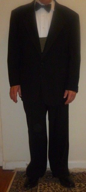 Neiman Macus Assets by Andrew Fezza 100% Virgin Wool Size 42 Short Tuxedo - Diamonds Sapphires Rubies Emeralds