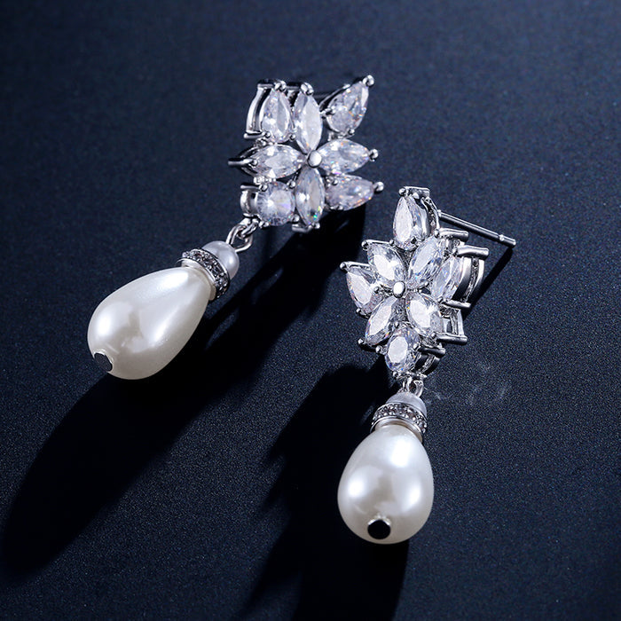 Pearl Bridal Earrings With Swarovski Crystals - The Wedding Garter