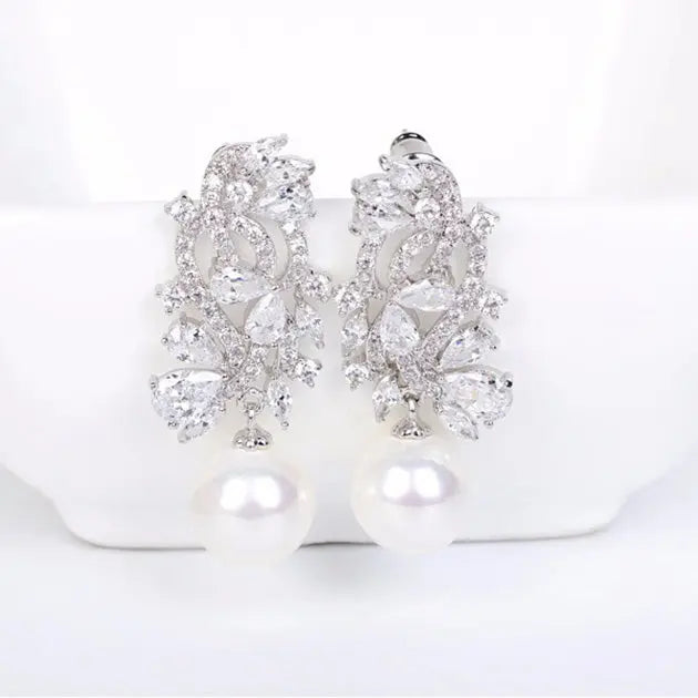 Pearl & Cubic Zirconia Diamond Stud Bridal Earrings - The Wedding Garter
