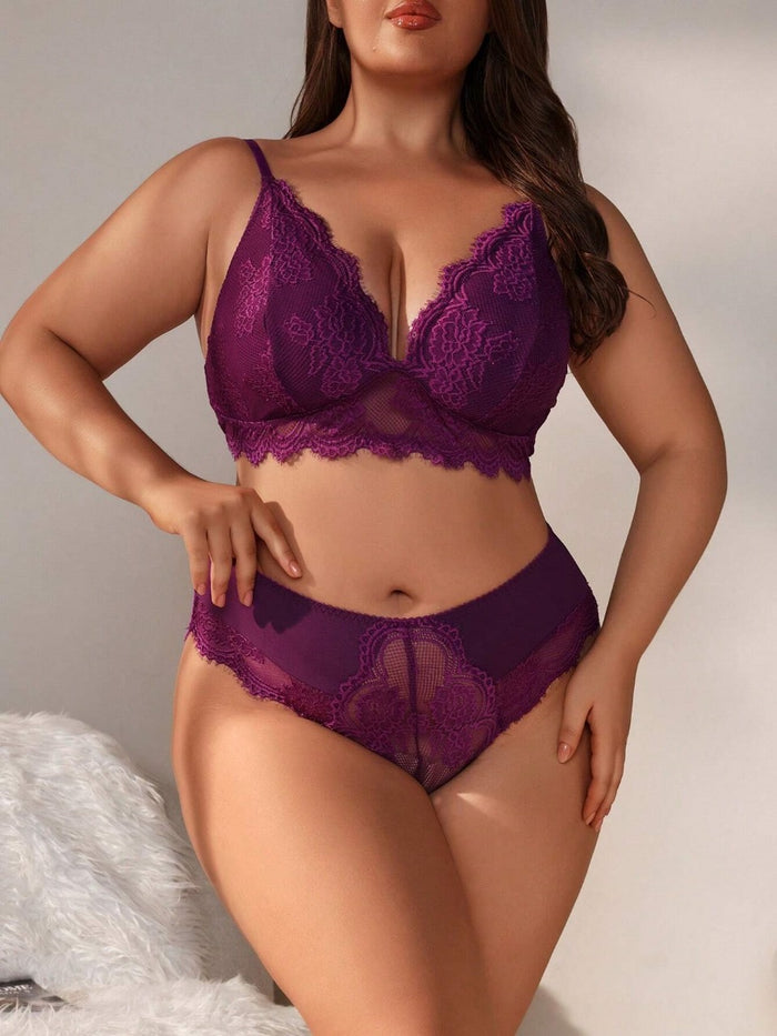 Plus Size Lace Lingerie Set