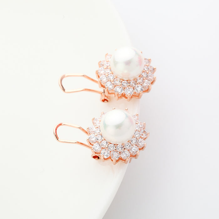 Romantic CZ Diamond & Pearl Women's Stud Earrings - The Wedding Garter