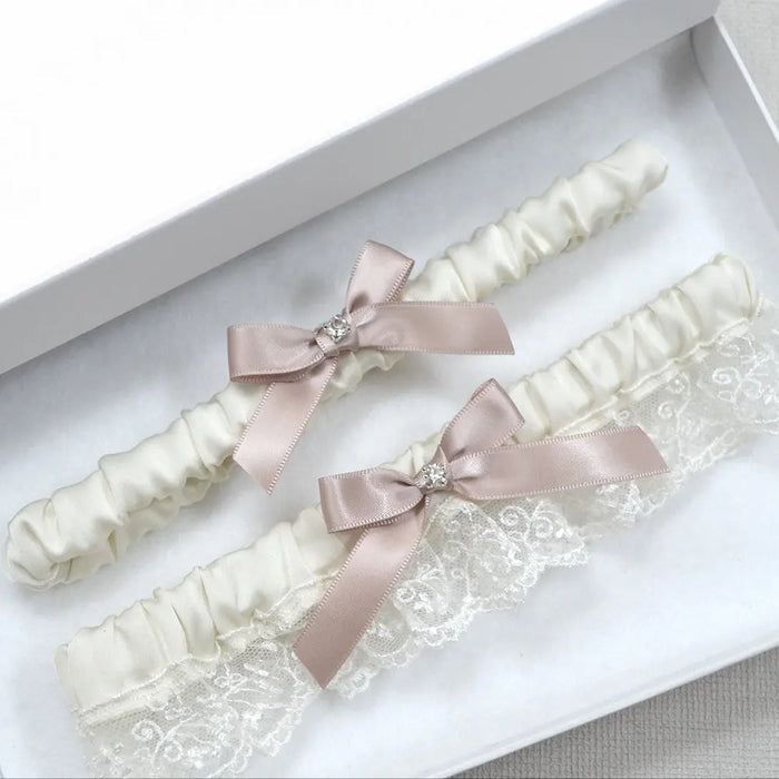 the wedding garter