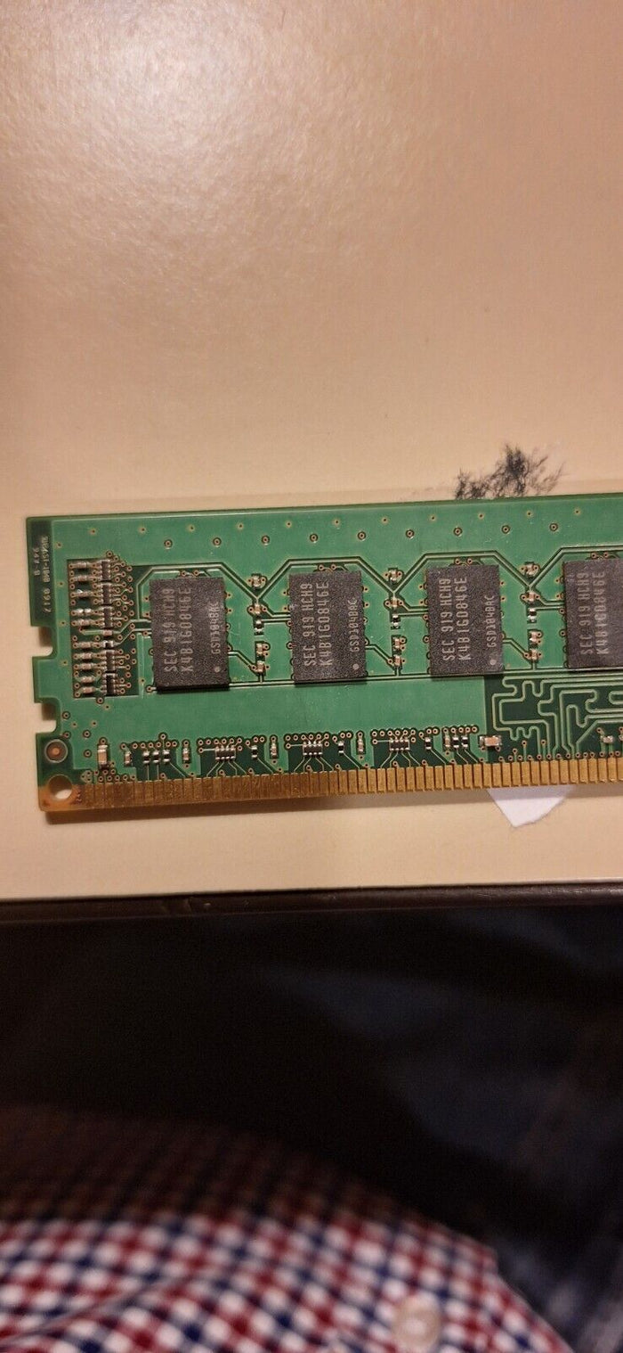 Samsung 2GB 2Rx8 PC3 -10600U M378B5673EH1-CH9 0921