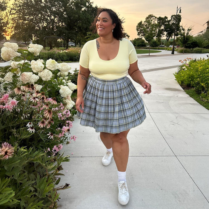 Larrissa - Size F