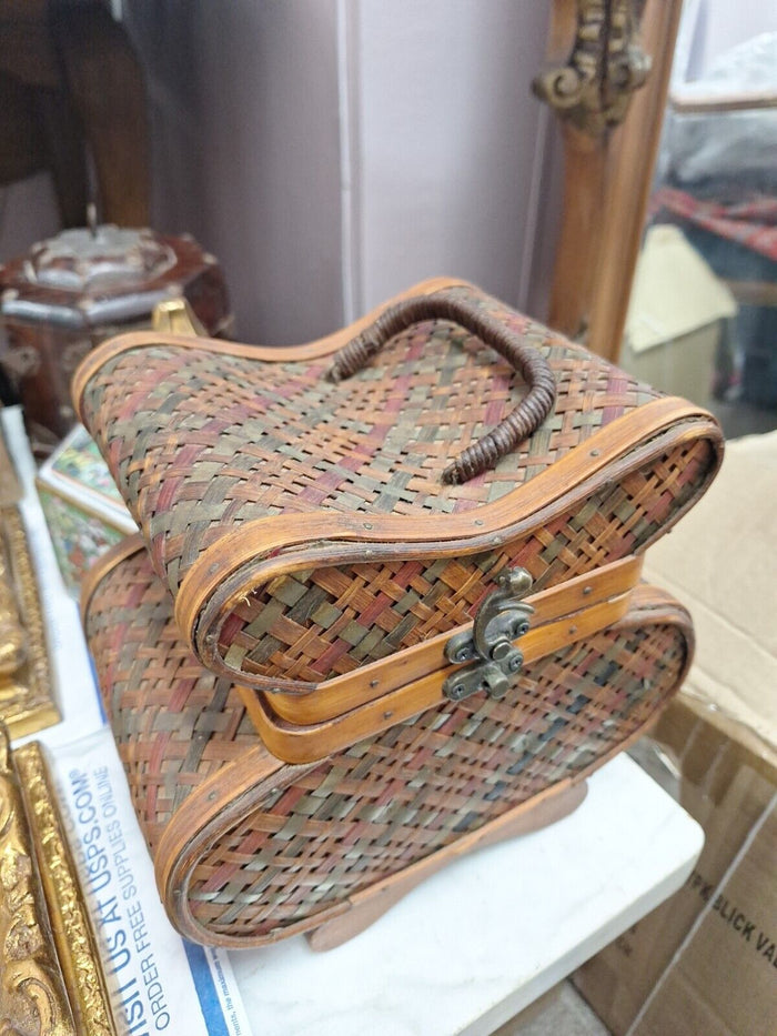 Vintage Basket Weave Jewelry Box