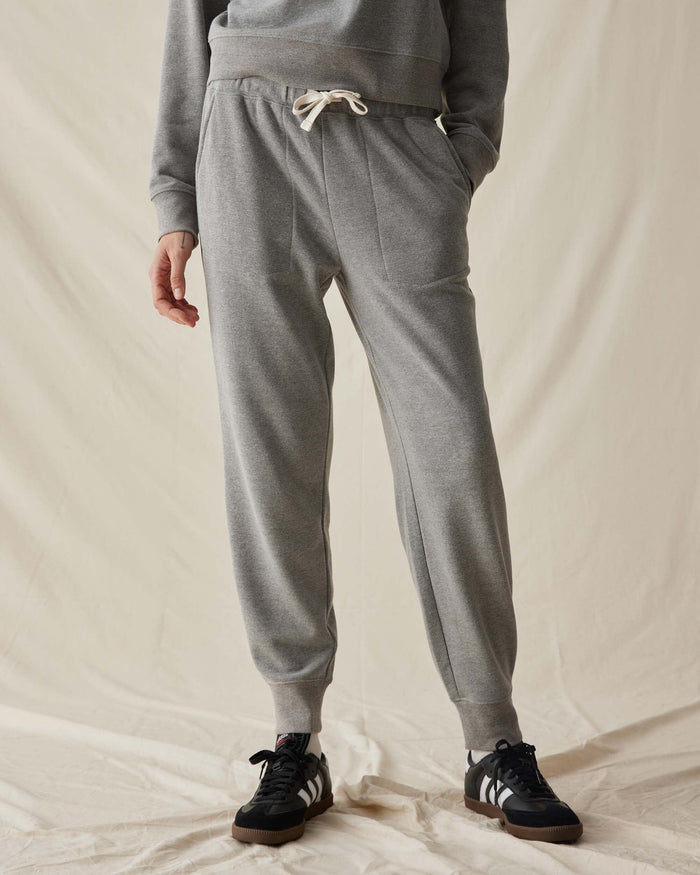 Women's April Lightweight Jogger Sweatpant in Green Ground (Green) | Richer Poorer